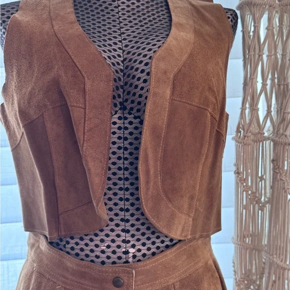 VINTAGE 70's western boho suede vest and midi skirt set - Picture 6 of 11